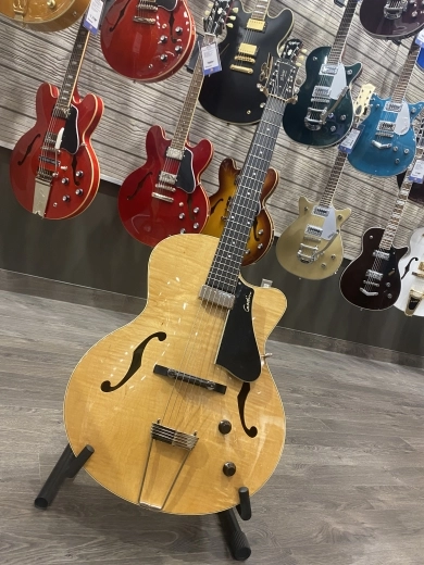 Godin 5TH Ave Jazz Flame Maple 2